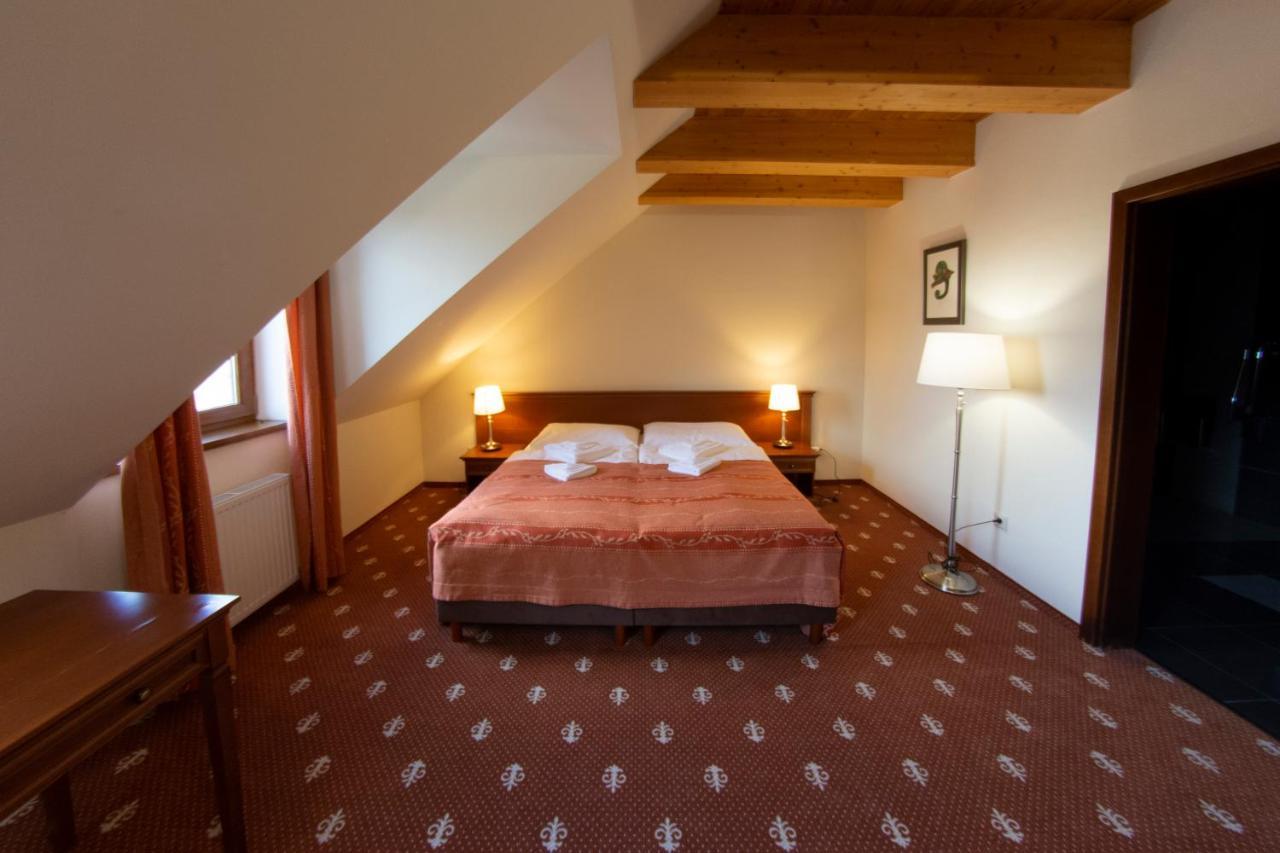 Hotel Hradna Brana Bratislava Ngoại thất bức ảnh