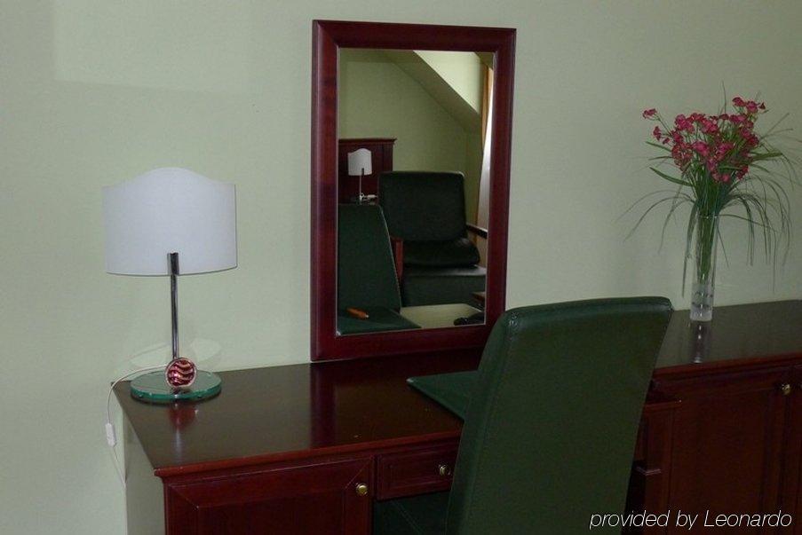 Hotel Hradna Brana Bratislava Phòng bức ảnh